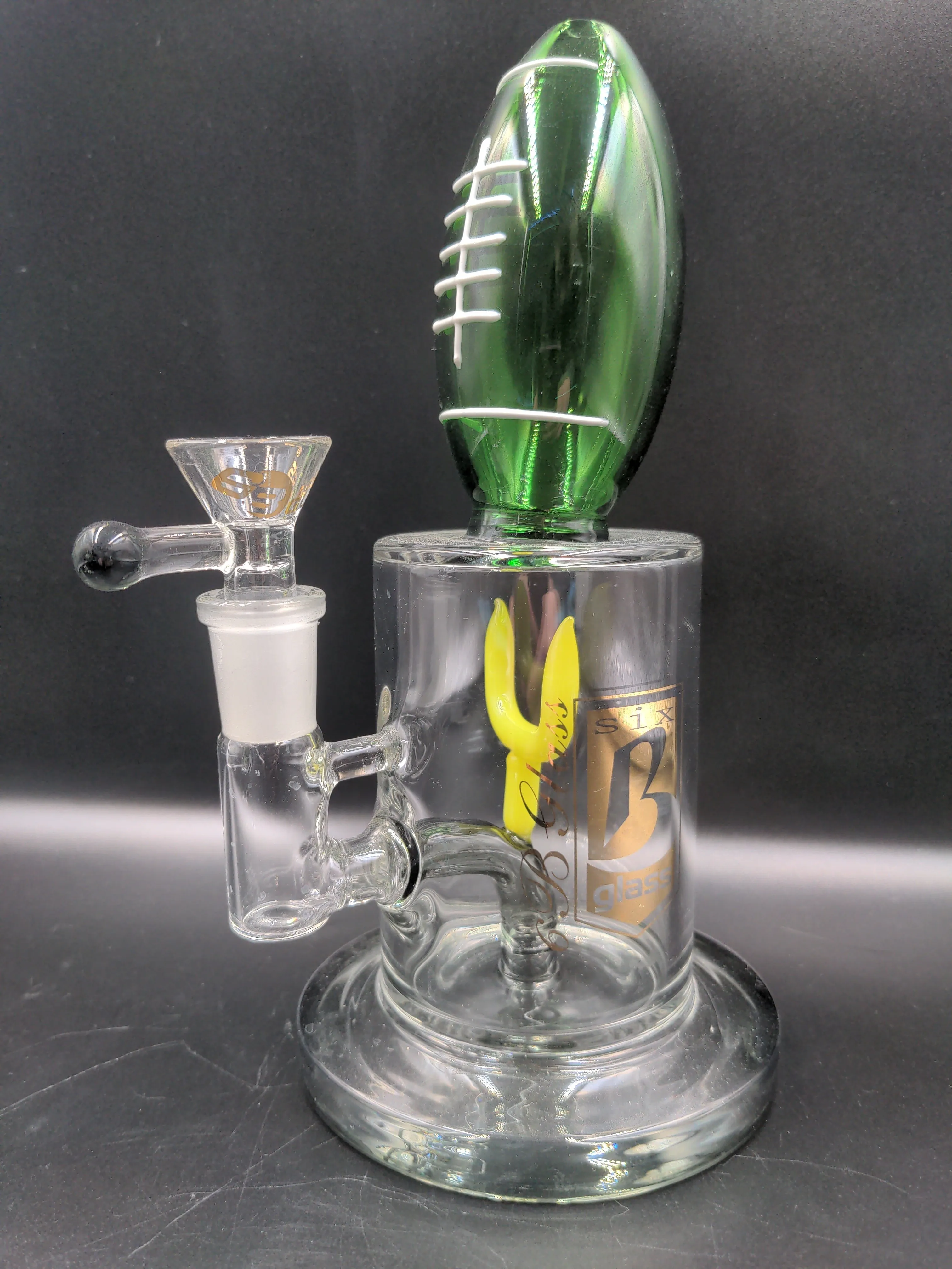 8 Football and Field Goal Water Pipe