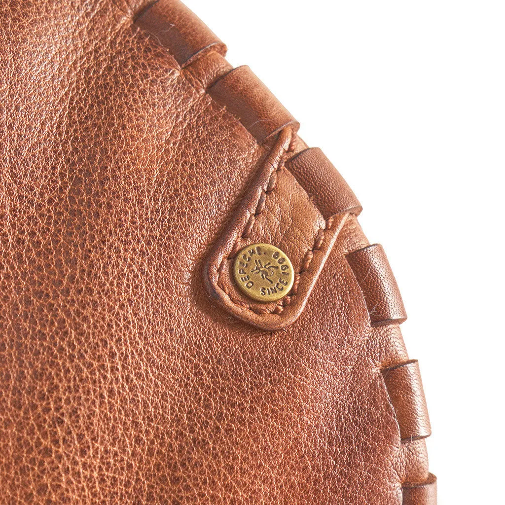 Bumbag with delicate edge stitching / 16186 - Cognac