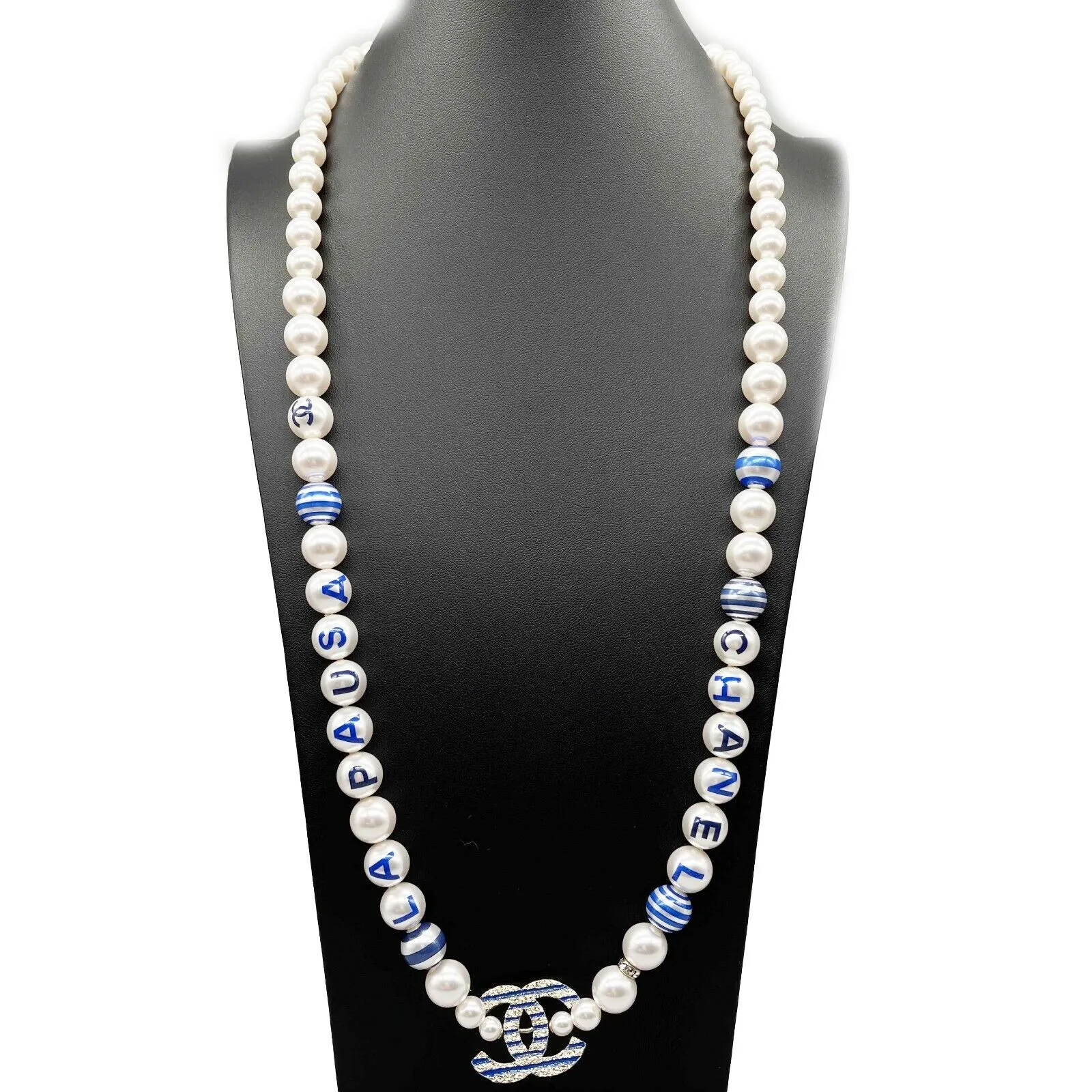 CHANEL - 19C - 2019 Cruise - La Pausa Glass Pearl CC Long - White Blue Necklace