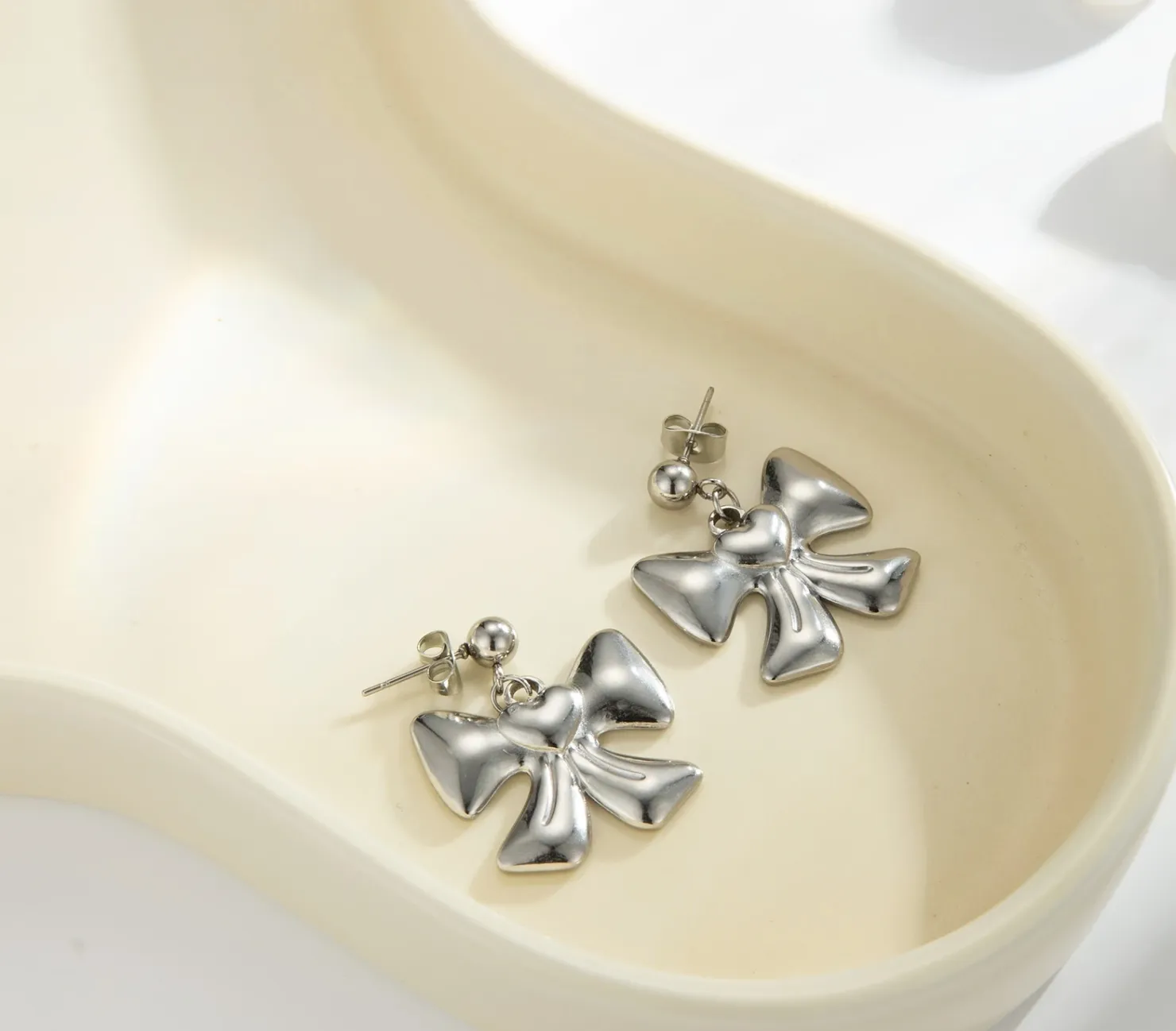 Coquette Bow Earrings