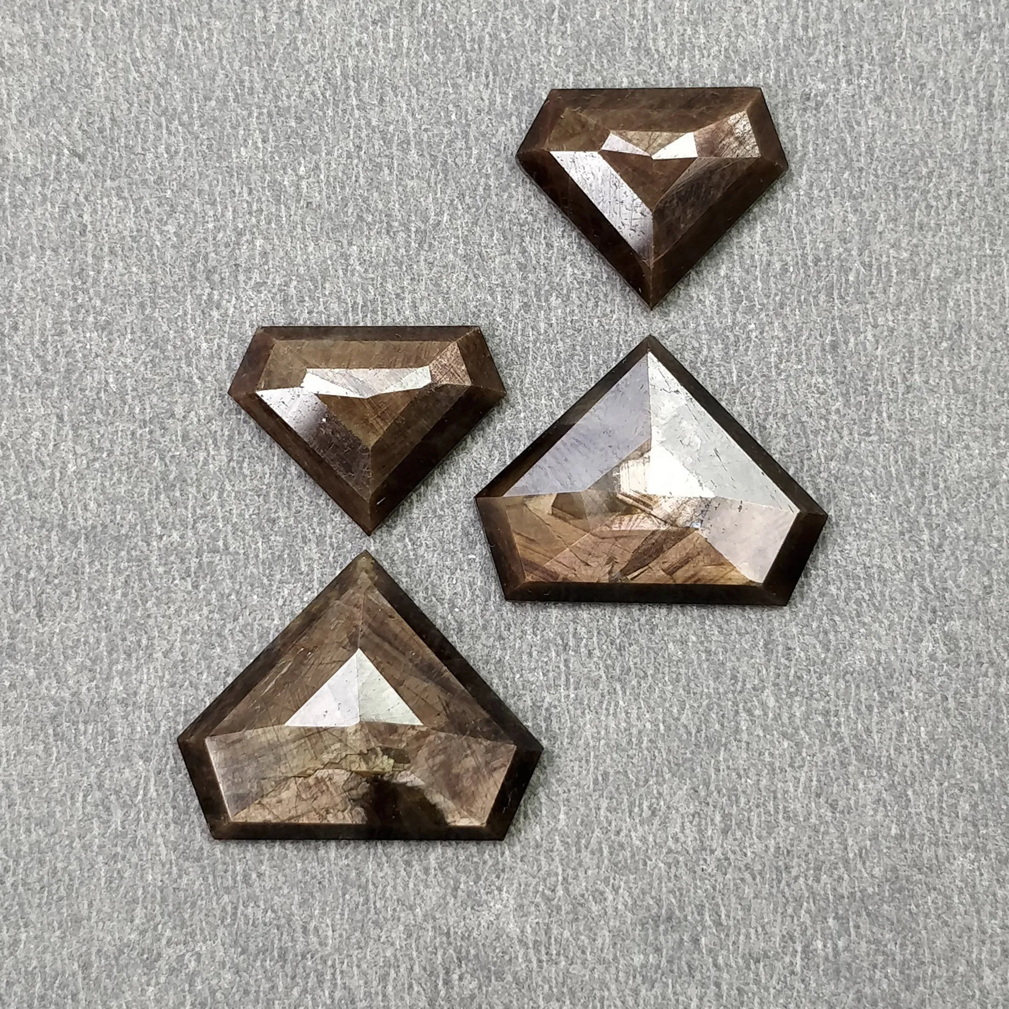 Golden Brown CHOCOLATE SAPPHIRE Gemstone Step Cut : Natural Untreated Unheated Sheen Sapphire Uneven Shape 4pcs Sets (With Video)