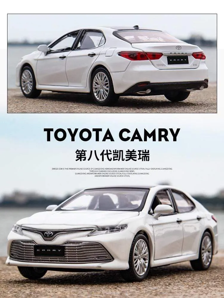 New 1:32 Toyota Eighth Generation 8 Camry Simulation Car Model Alloy Car Model Toy Car Decoration Boy Birthday Gift Collection